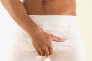 La picazón en la ingle es un efecto secundario de agregar refrescos.